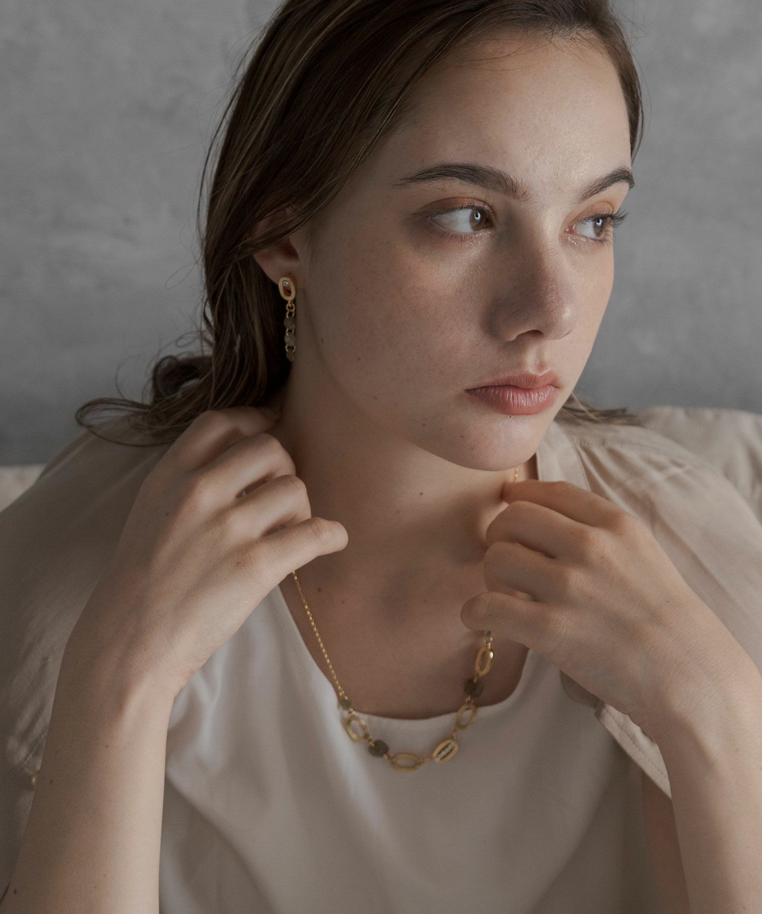 ラブラドライトオーバルメタルネックレス【JUNO PREMIUM】