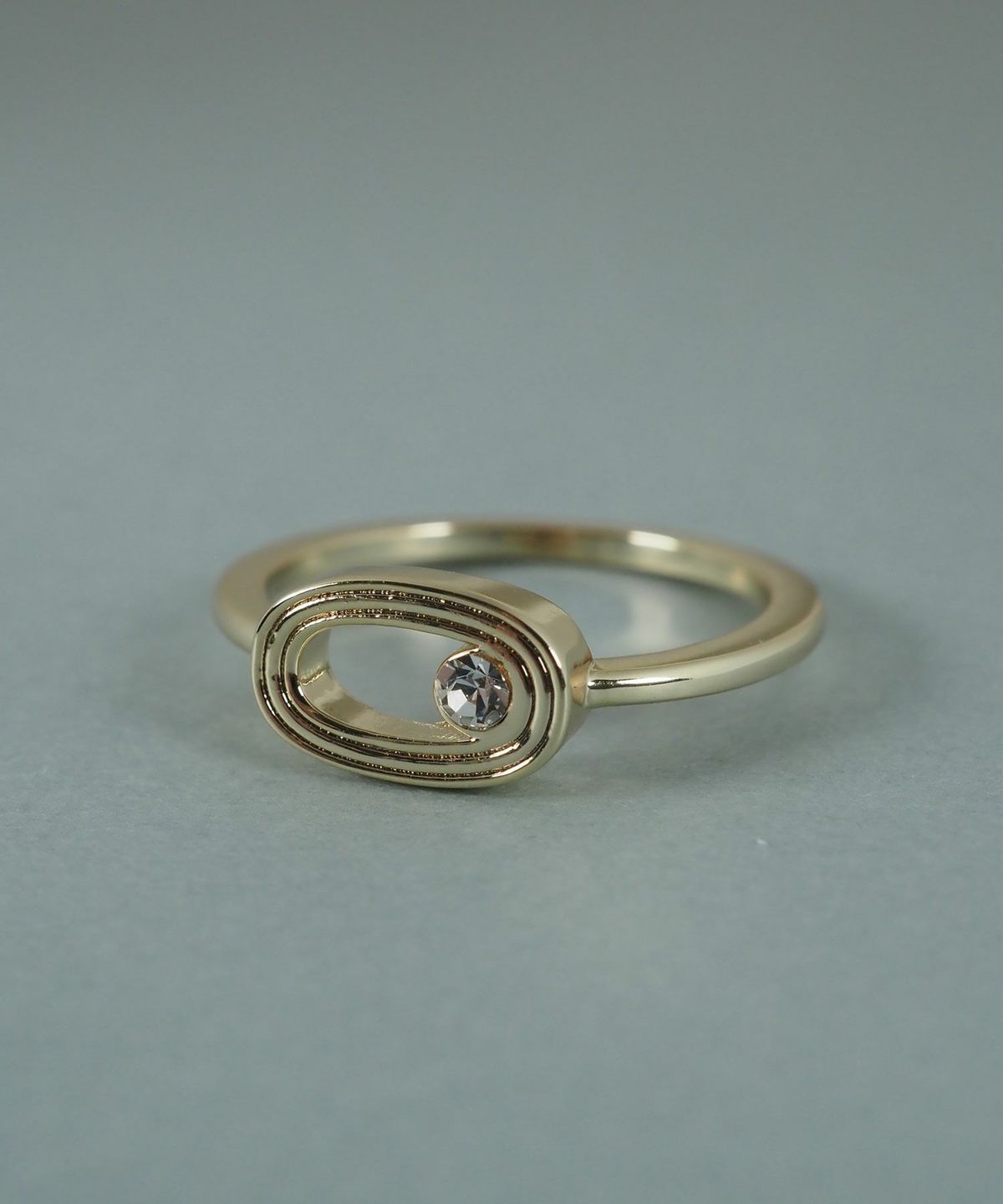 オーバルメタルクリスタルリング【JUNO PREMIUM】