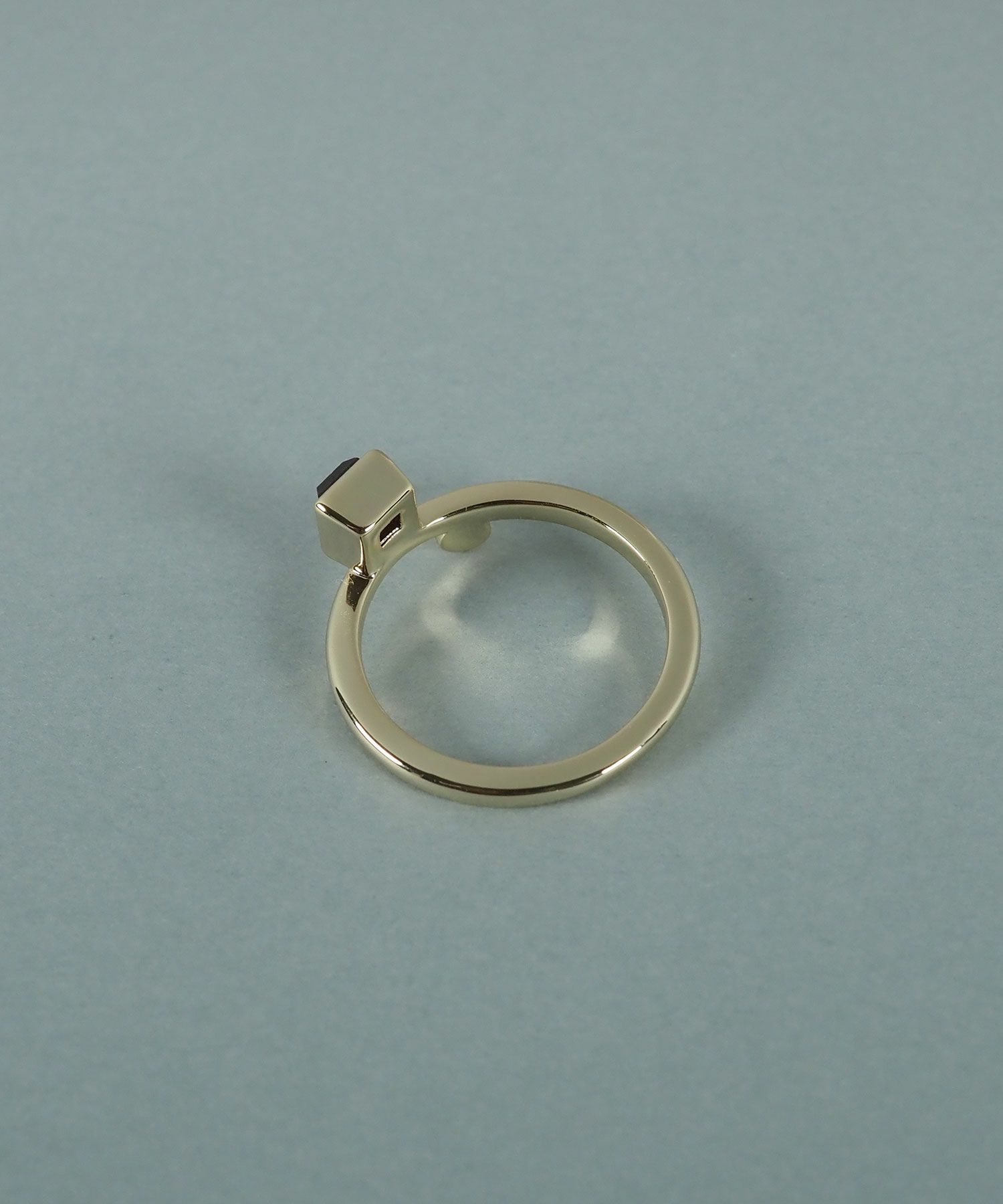 スクエアガーネットジオメトリーリング【JUNO PREMIUM】