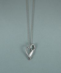 ハートフレームパールブランネックレス【JUNO PREMIUM】