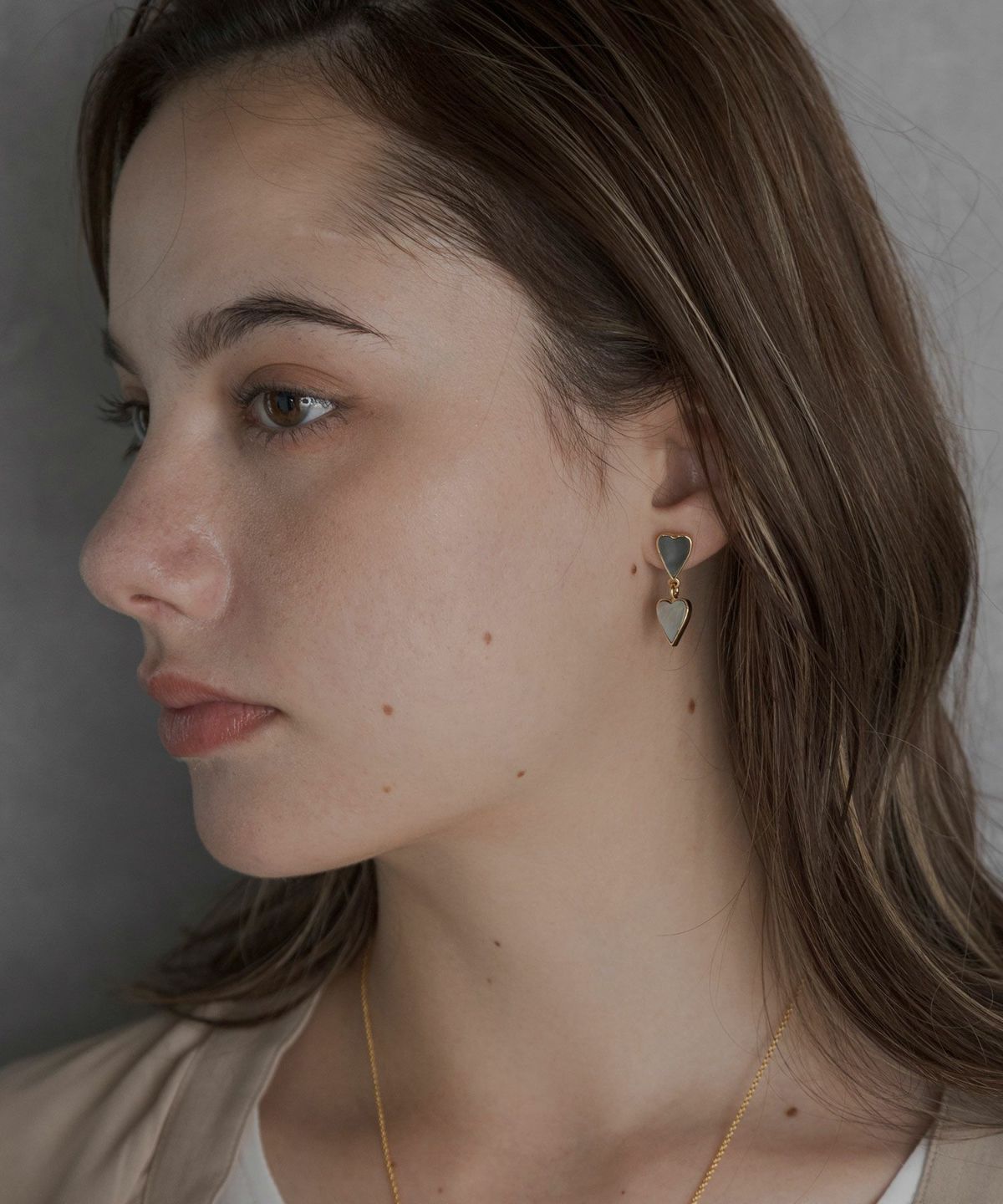 ダブルハートノワールシェル ピアス【JUNO PREMIUM】