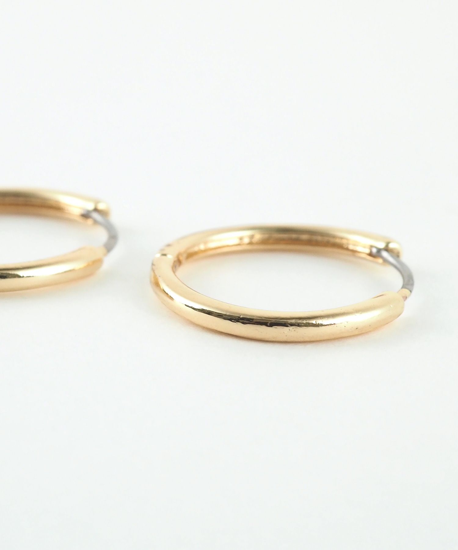 21mmシンプルスリムフープステンレスポストピアス