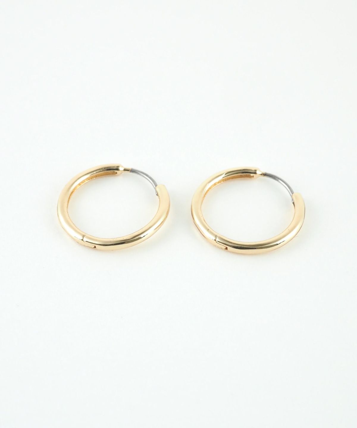 21mmシンプルスリムフープステンレスポストピアス