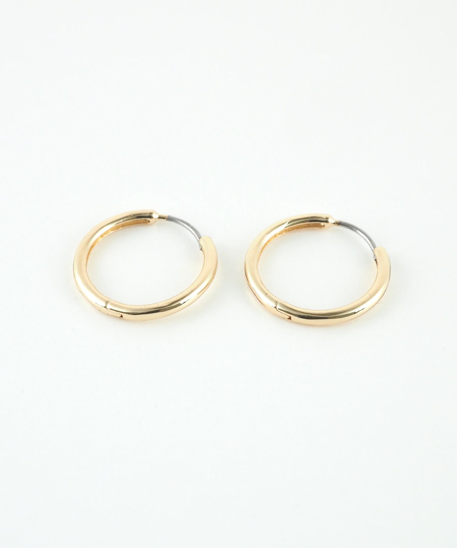 21mmシンプルスリムフープステンレスポストピアス