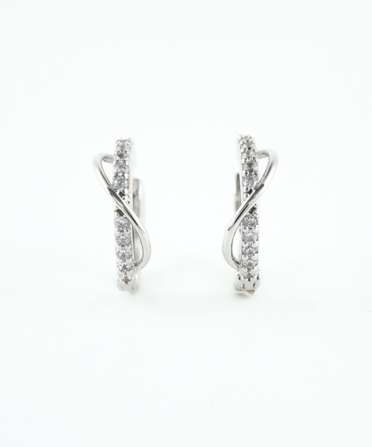 クロスキュービックフープステンレスポストピアス