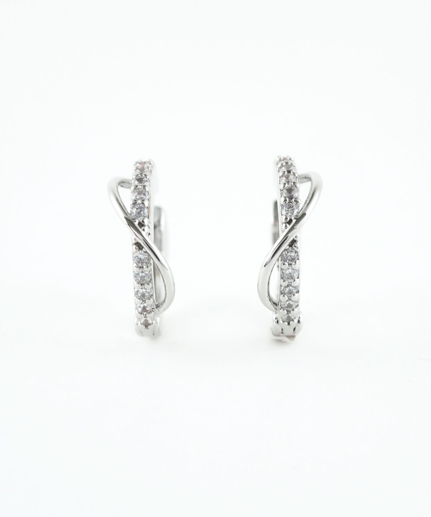 クロスキュービックフープステンレスポストピアス