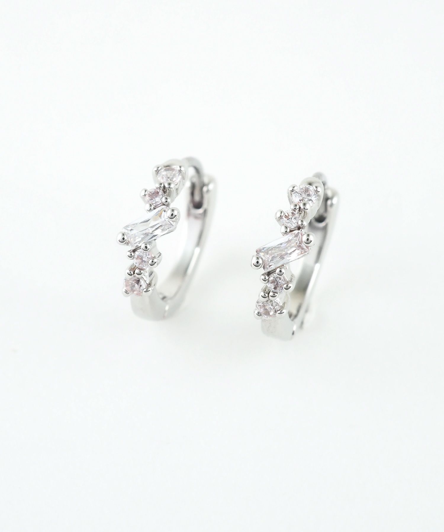 バゲットキュービックフープステンレスポストピアス