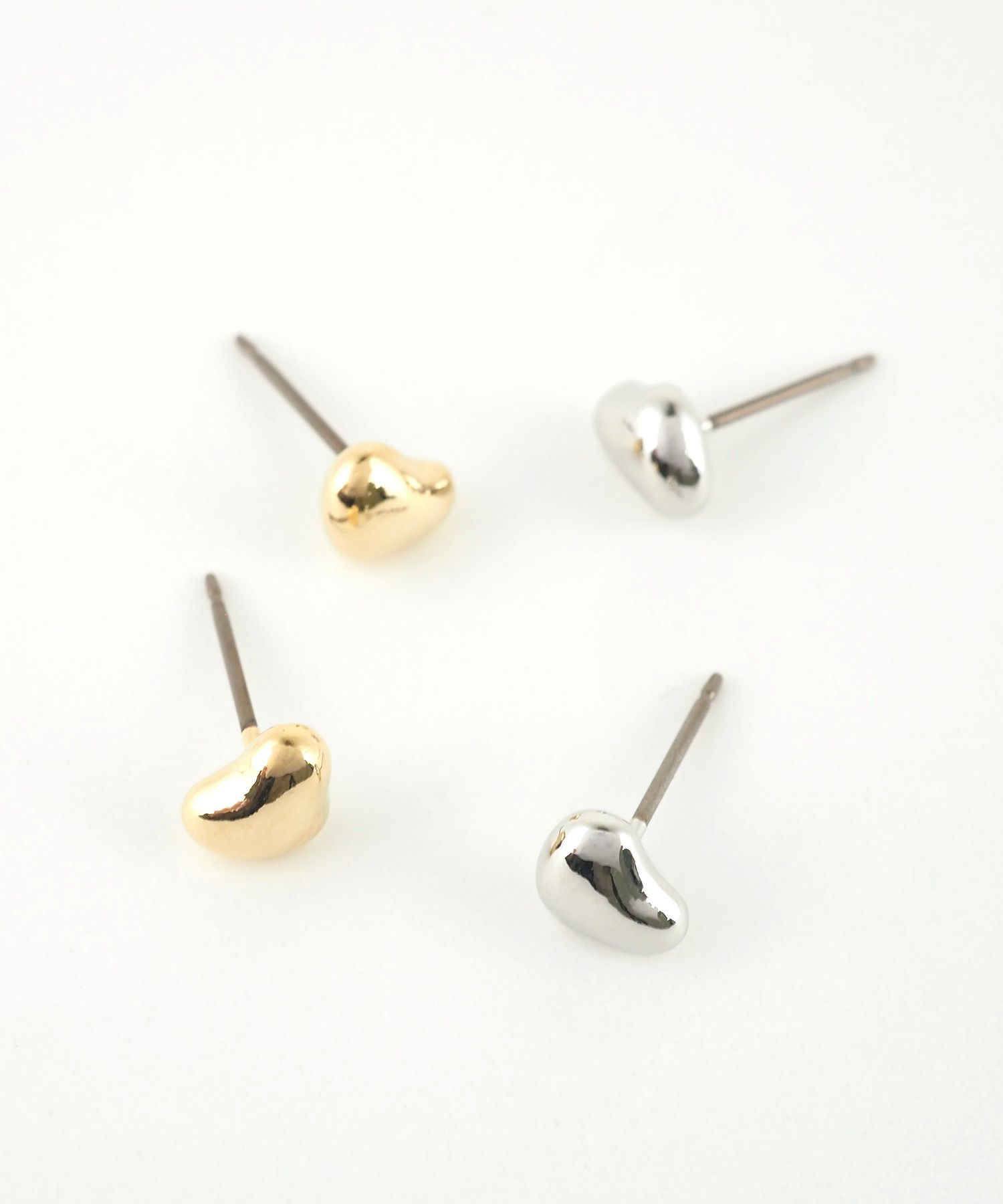 プチハートピュアチタンポストピアス【ISS】