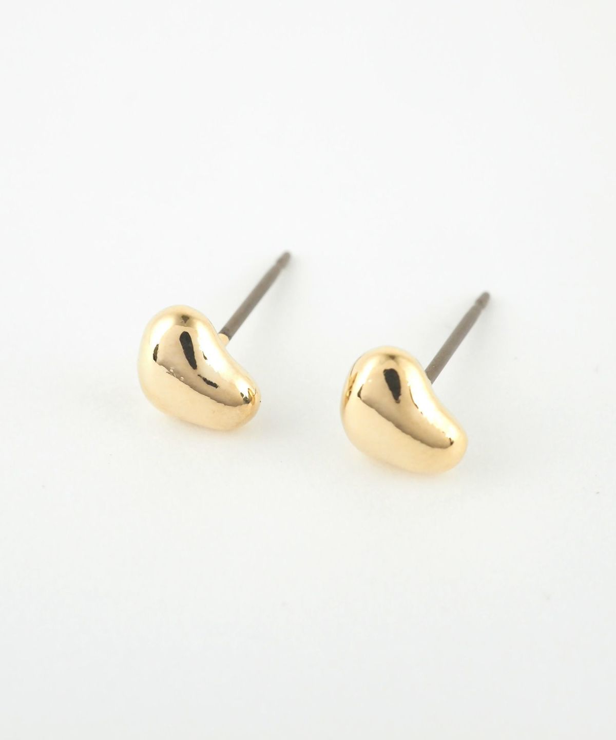 プチハートピュアチタンポストピアス【ISS】