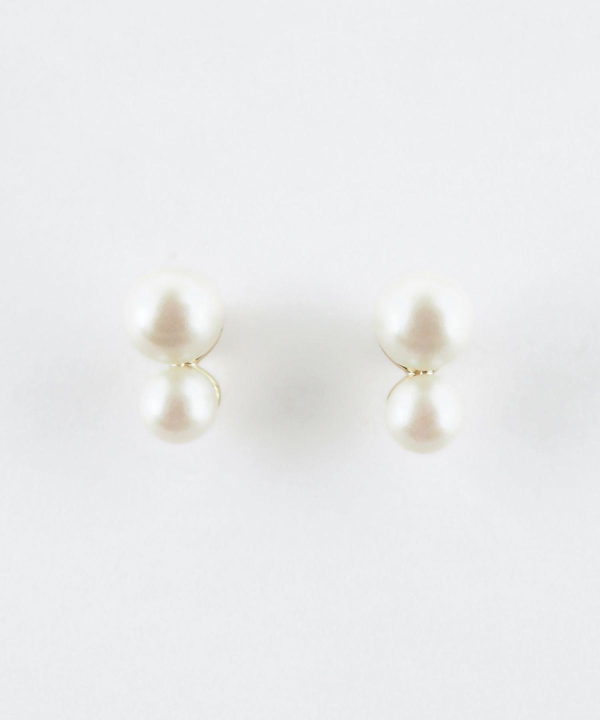 ツインパール樹脂コーティングポストピアス【ISS】