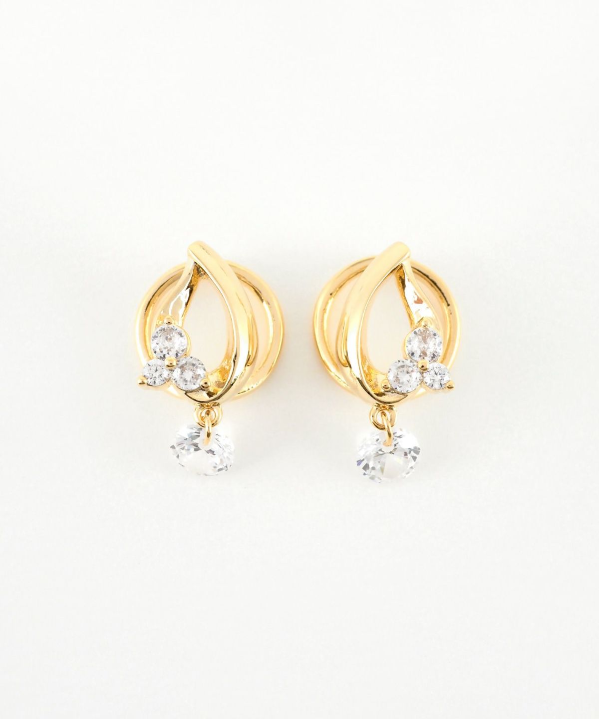 ピュアドロップラウンドメタルイヤリング