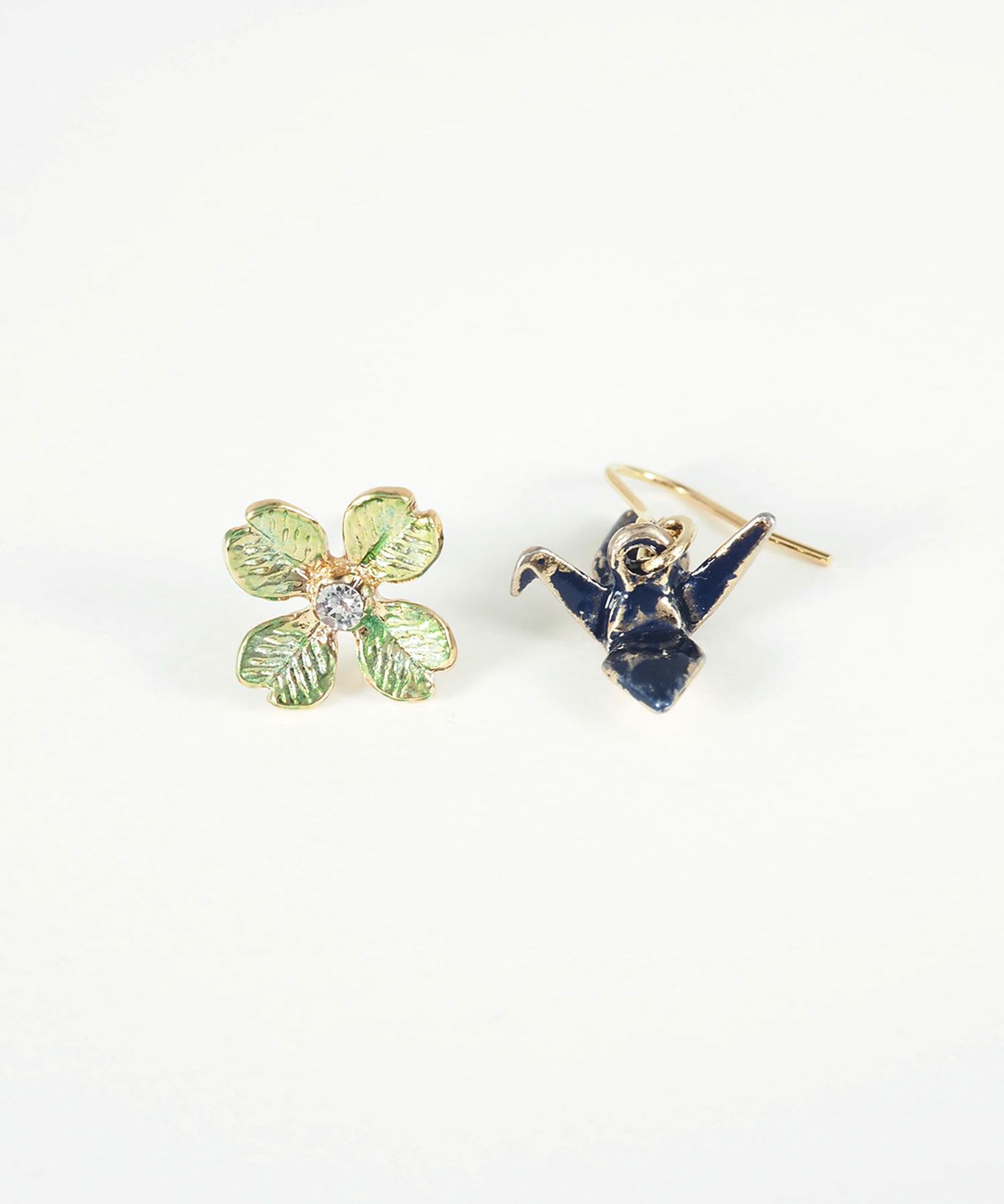 四葉＆鶴ピアス