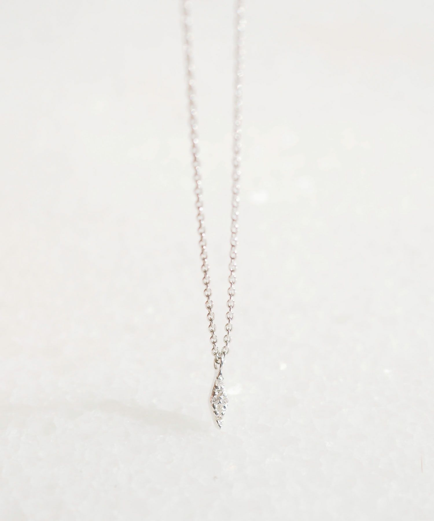 [SV925]ノーブルロンバスメレダイヤモンドプチペンダント