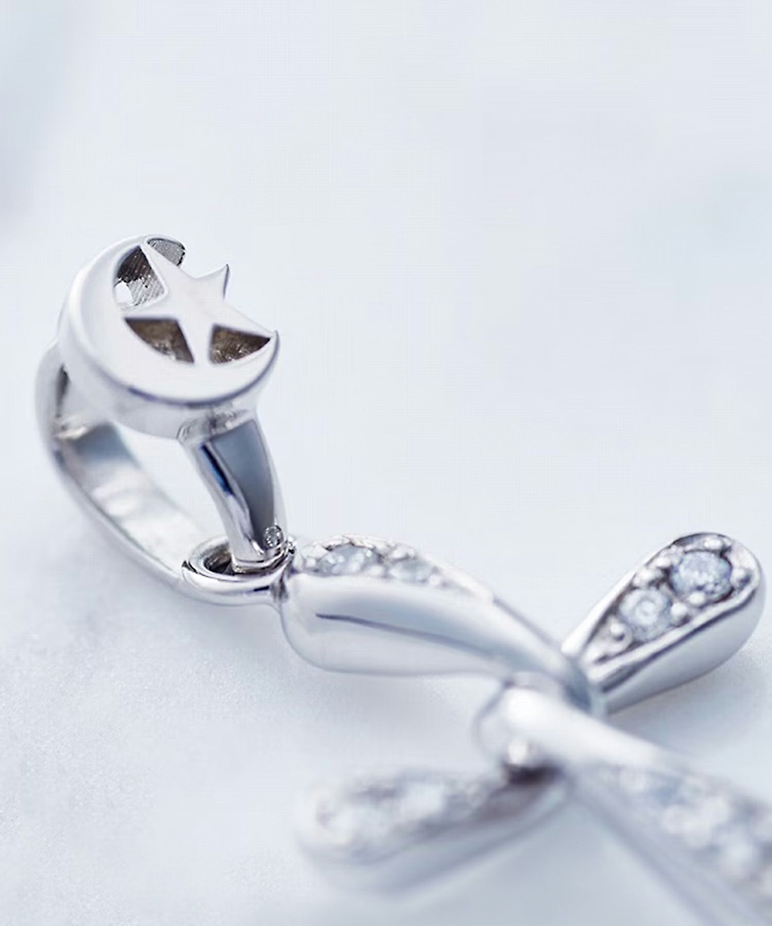 DESEOクロスペンダントトップ【Crescent Luna】