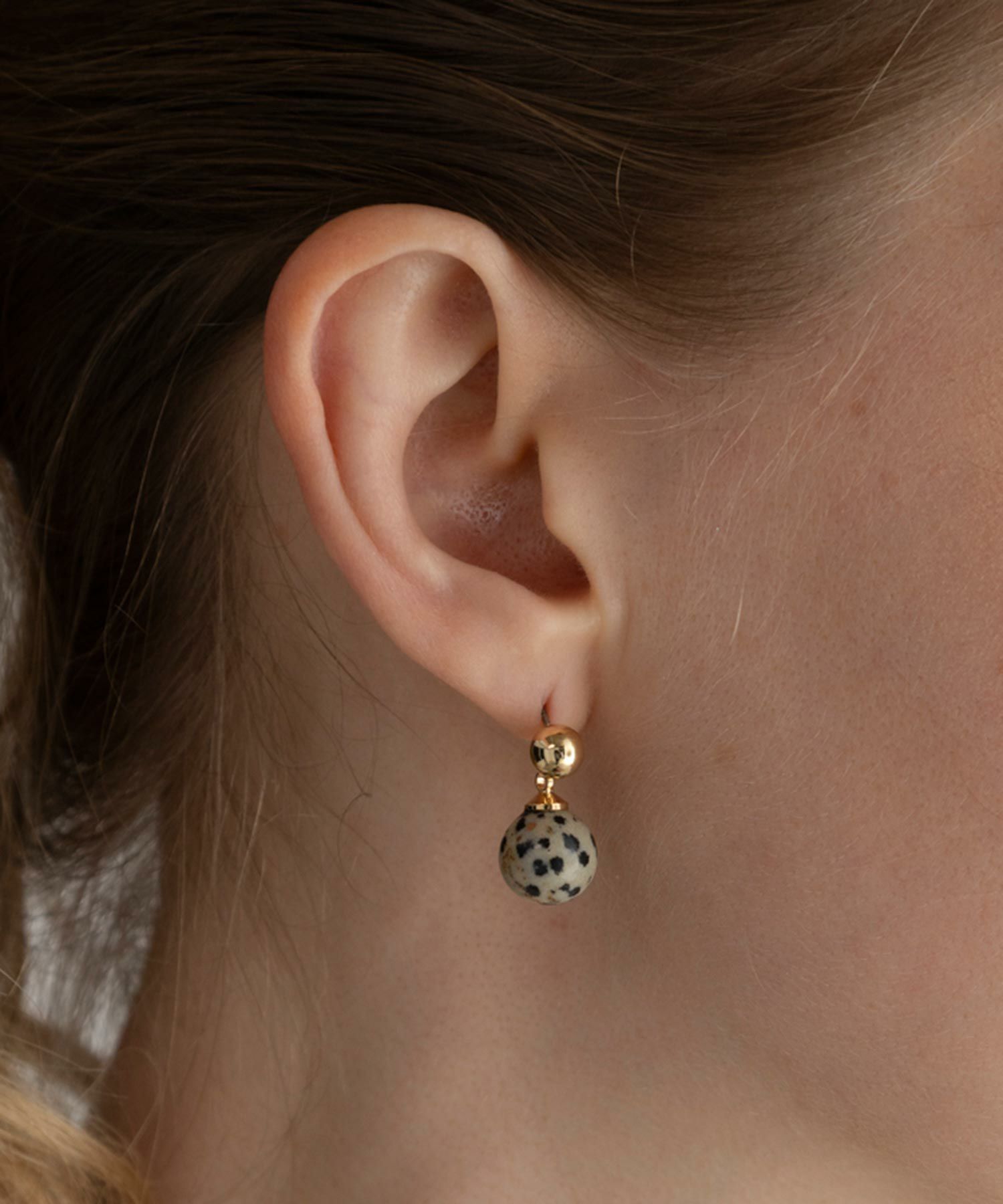 ストーンスウェイチタンポストピアス【MUK blossom stone】