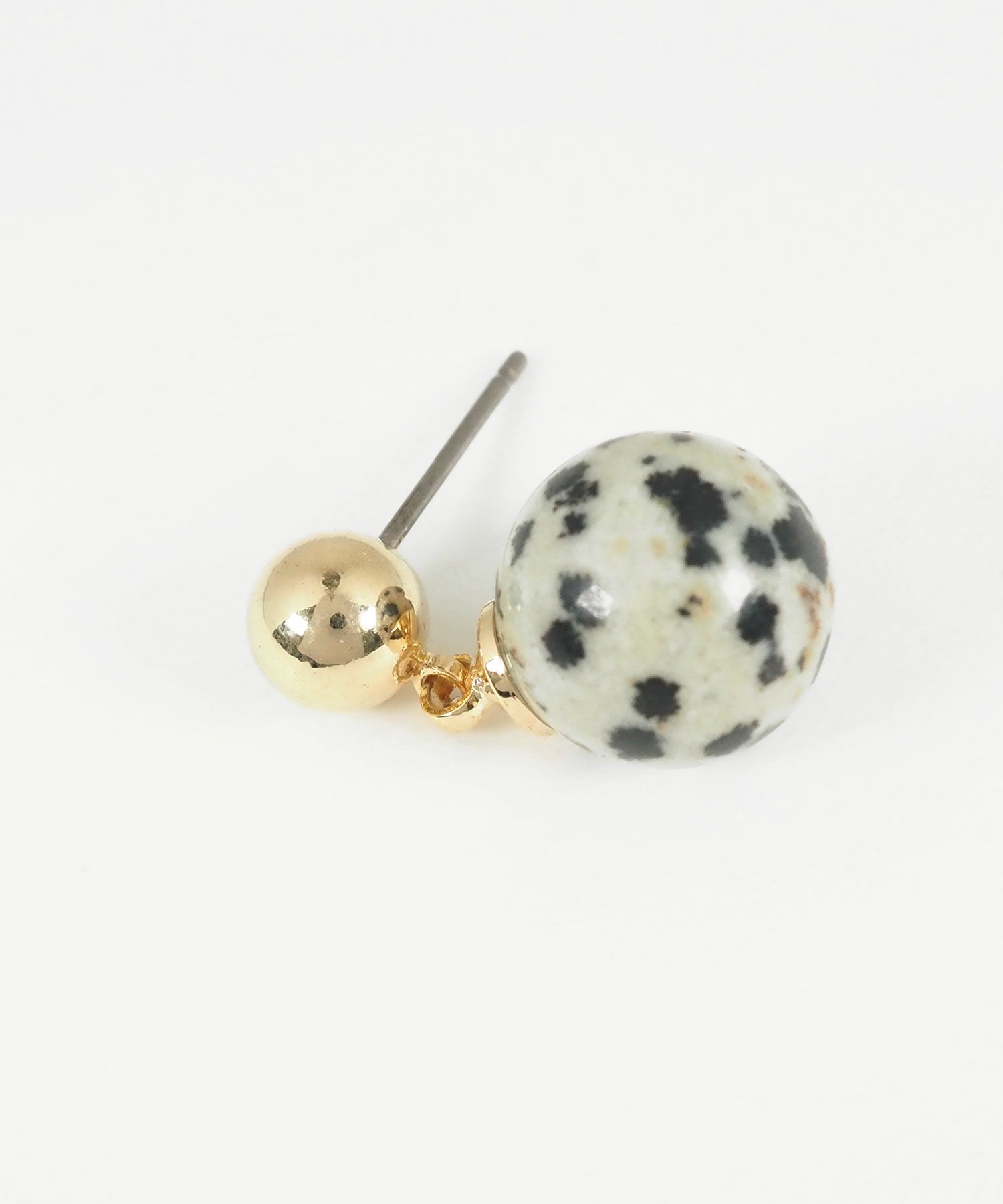 ストーンスウェイチタンポストピアス【MUK blossom stone】