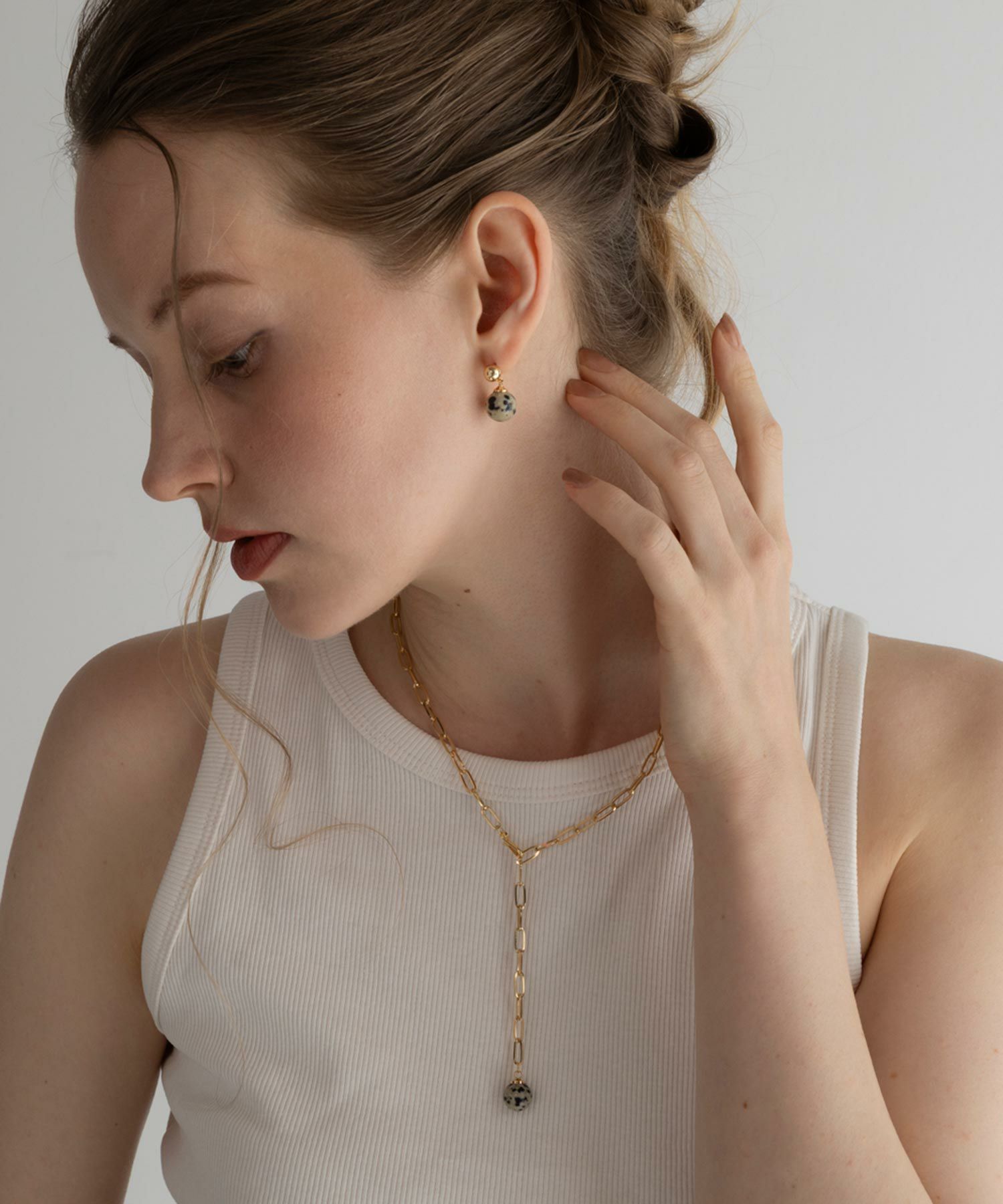 ストーンスウェイチタンポストピアス【MUK blossom stone】