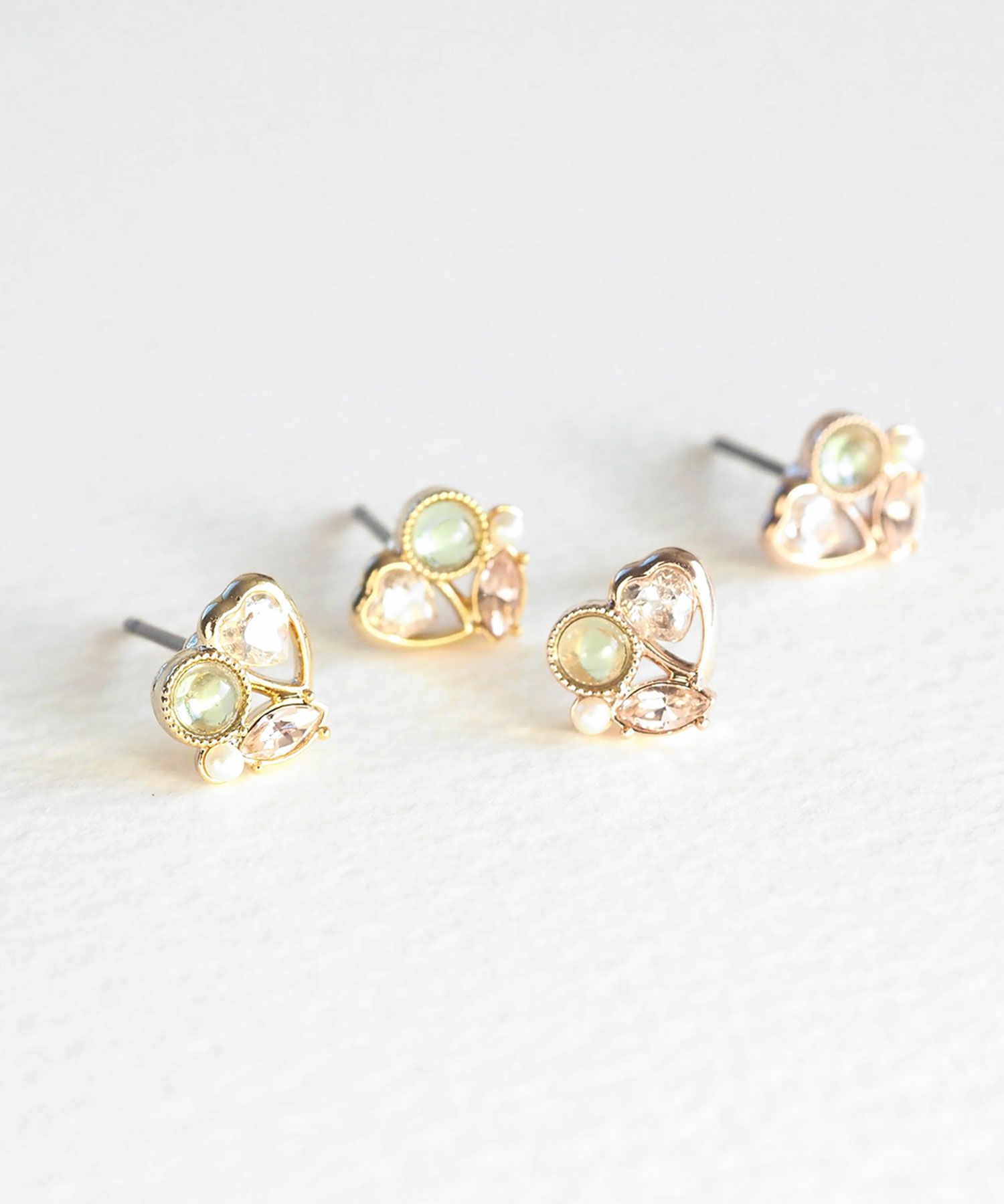 ナチュラルストーンチェリーブロッサムグロウチタンポストピアス【MUK Dreamy stone】