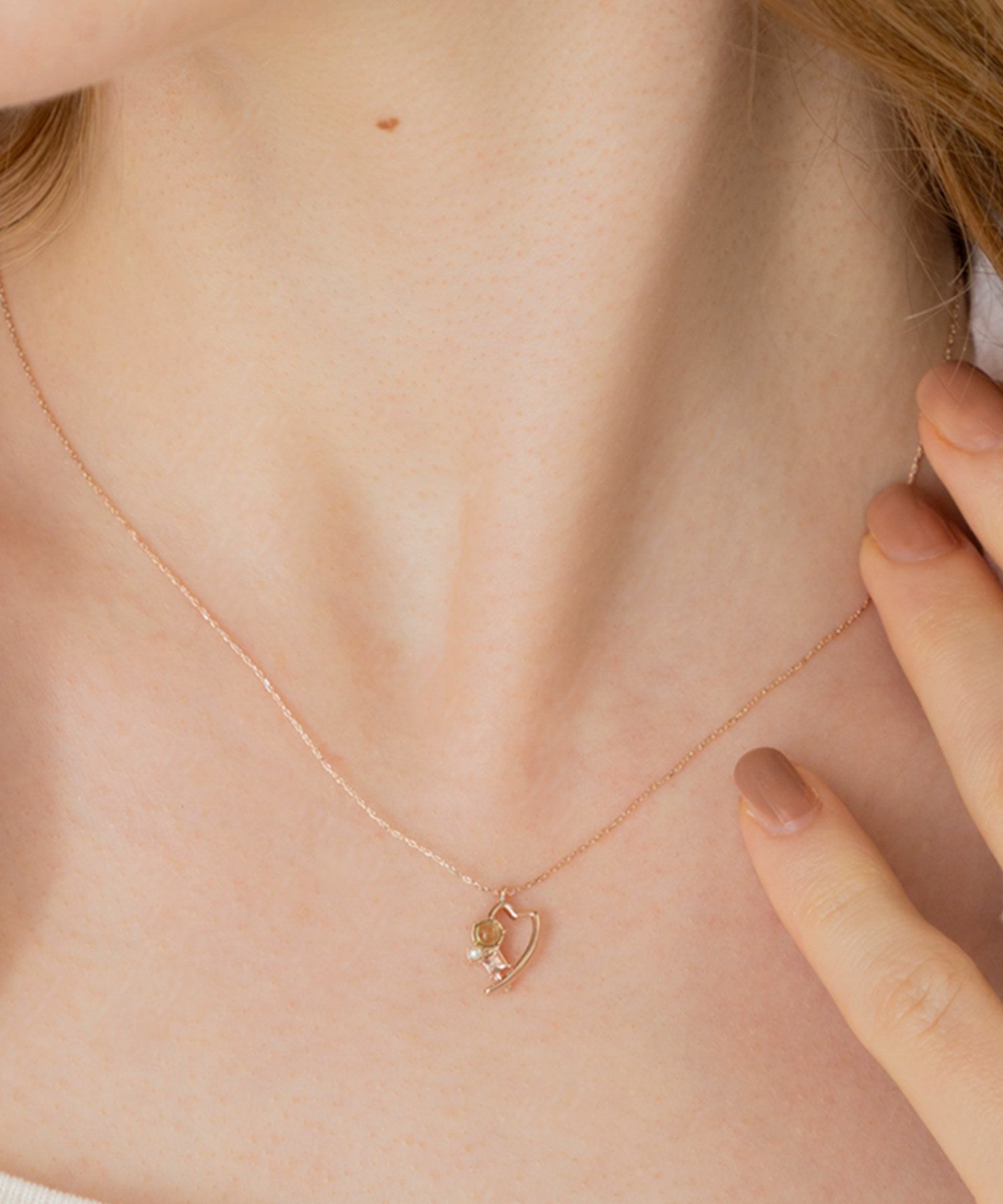 ナチュラルストーンダンシングペタルズネックレス【MUK Dreamy stone】