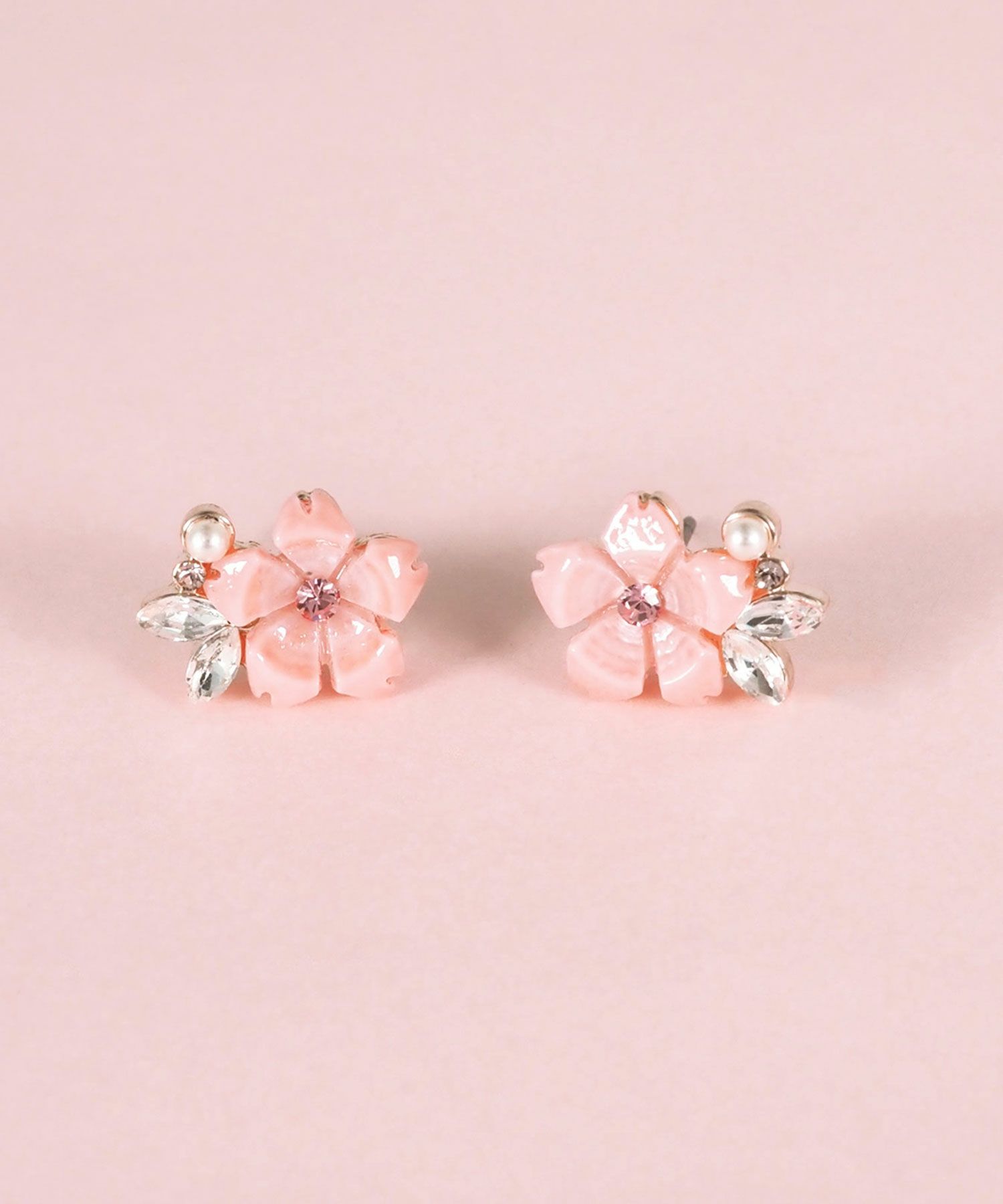 サクラドロップチタンポストピアス | 【公式】MUK ONLINE SHOP｜人気