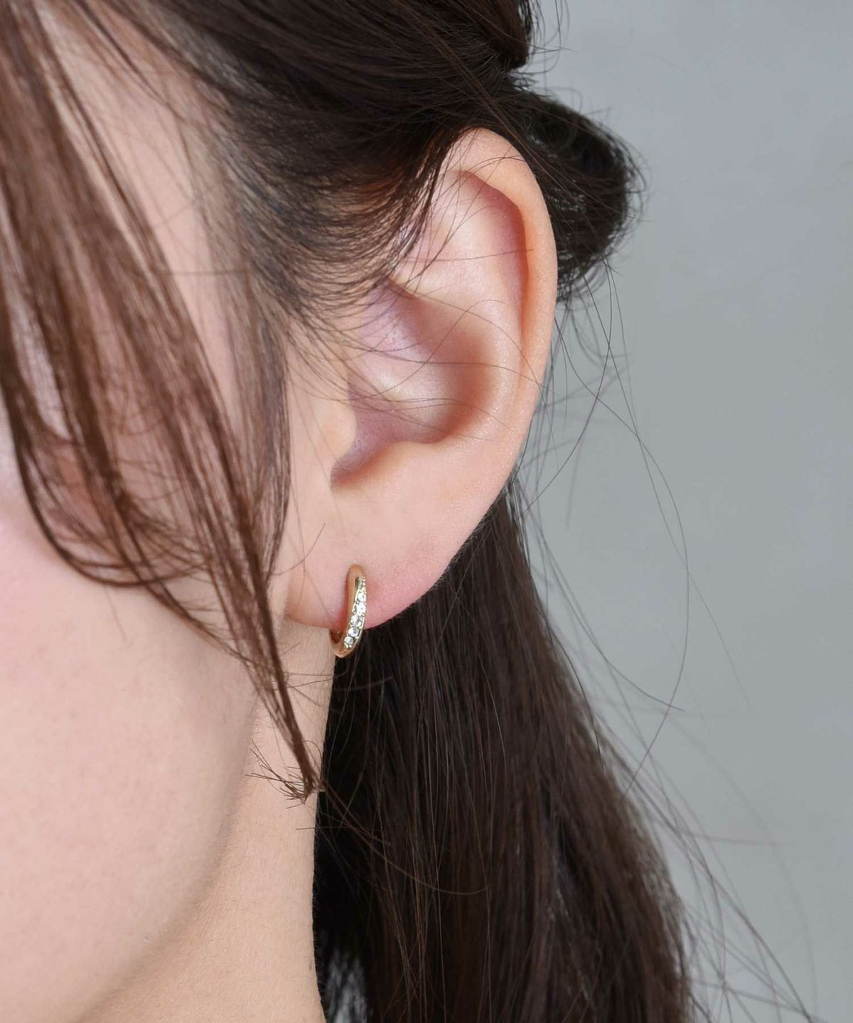 【web限定】タイニーストーンチタンポストピアス