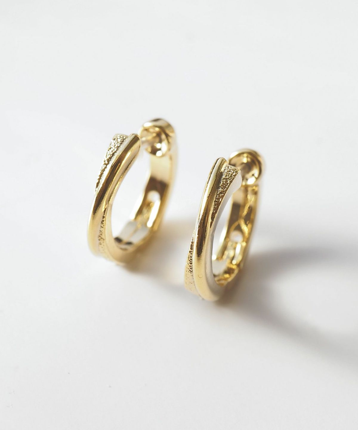 【web限定】ルミスターダスト樹脂コーティングスムースピアス