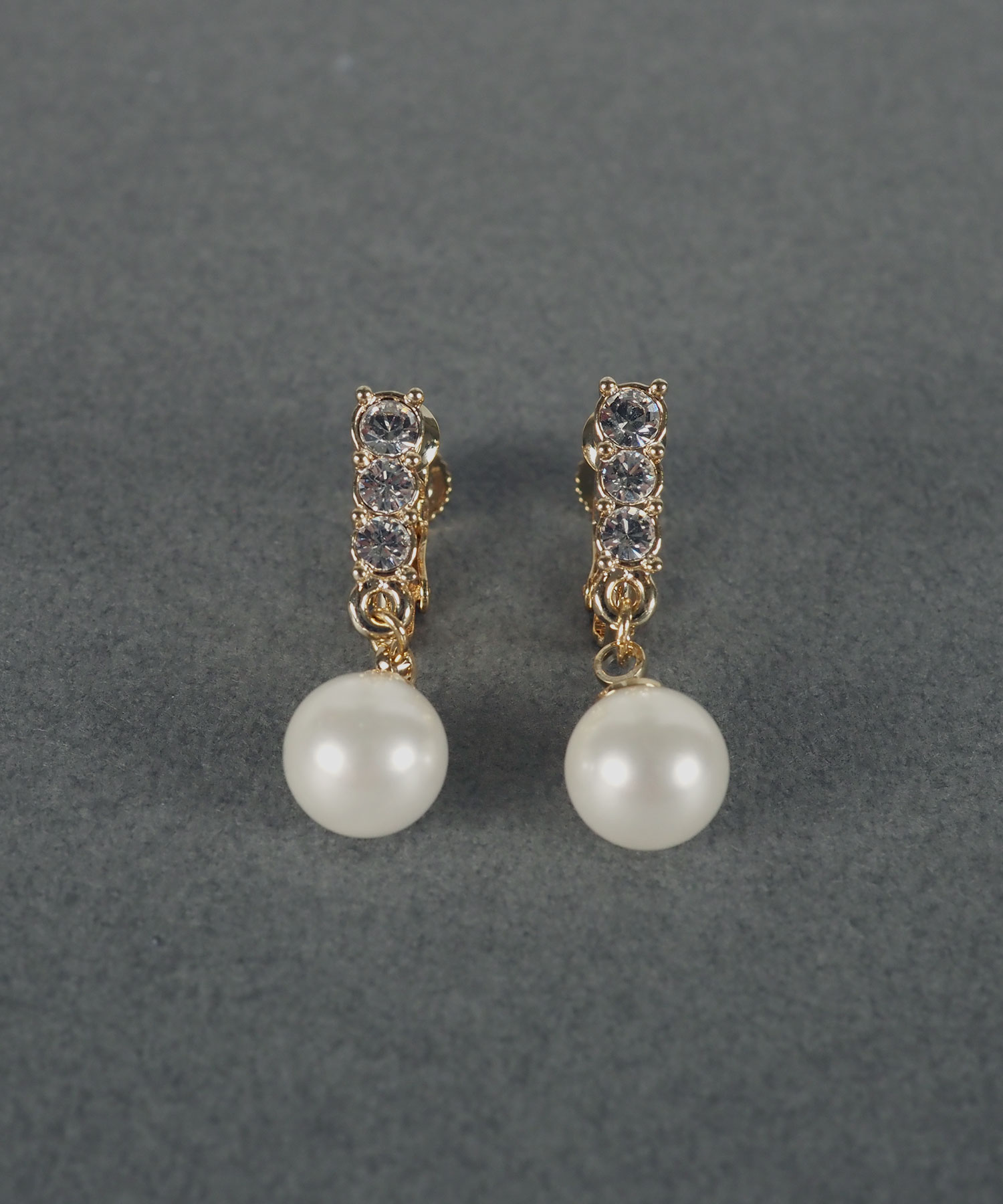 スリーグレインズパールイヤリング【MUK voyalibre】