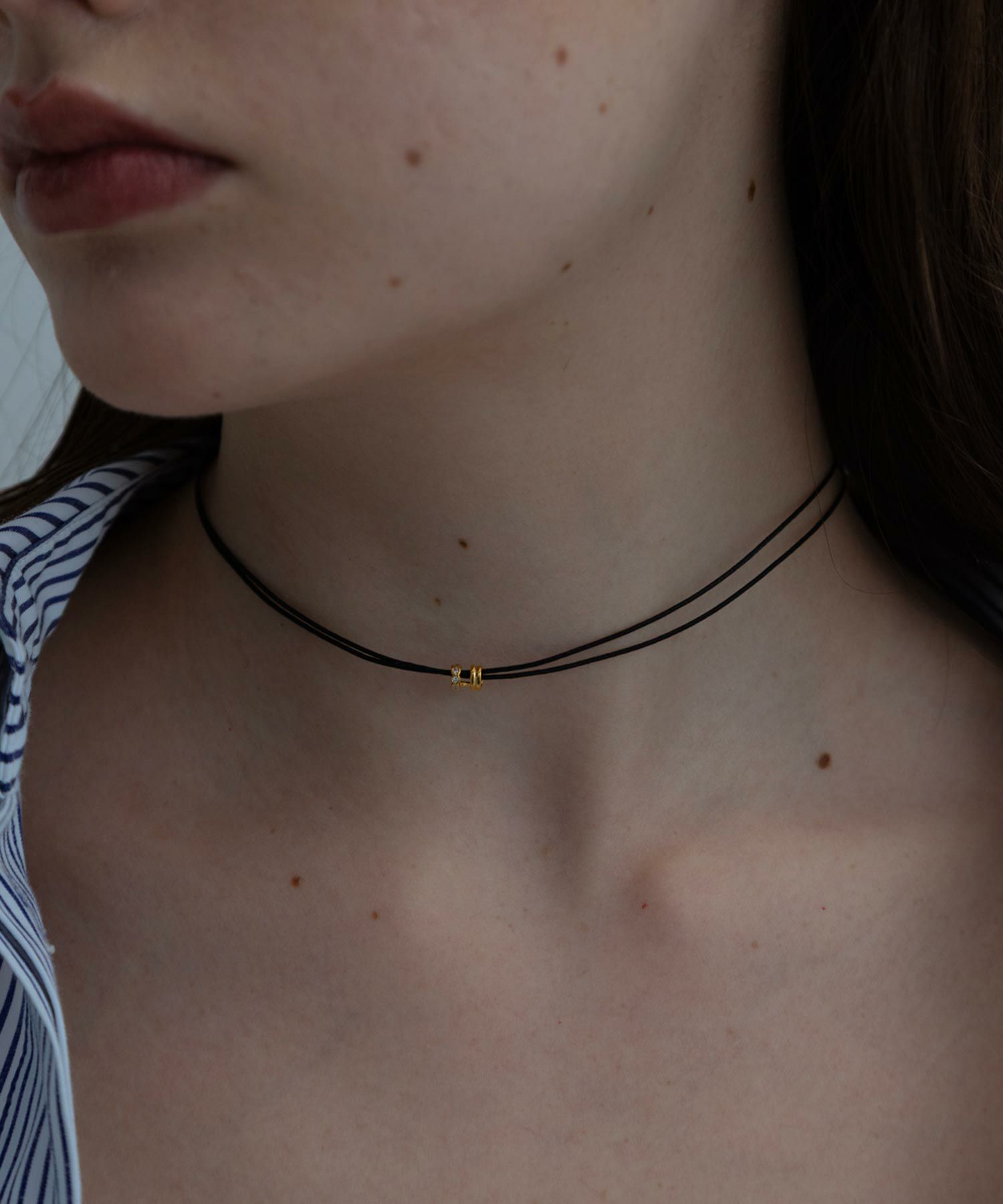 タイニーラインメタルコードネックレス