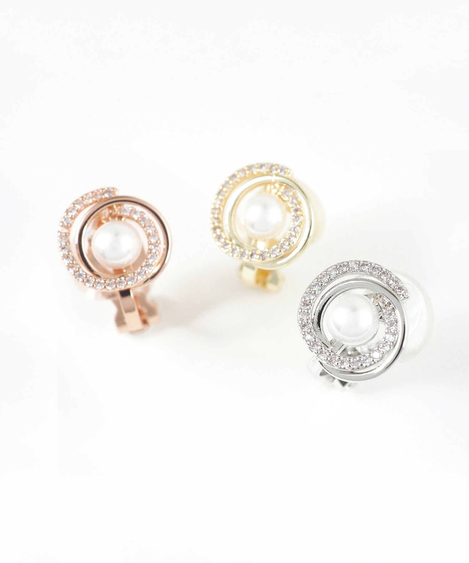 パールスパイラルビジュークリップイヤリング