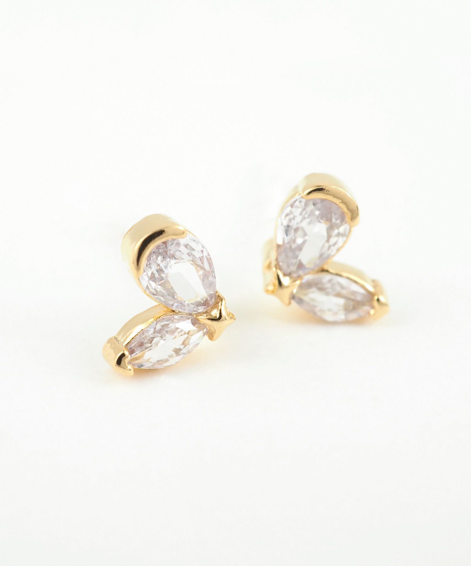 バタフライジルコニアセラミックポストピアス | 【公式】MUK ONLINE